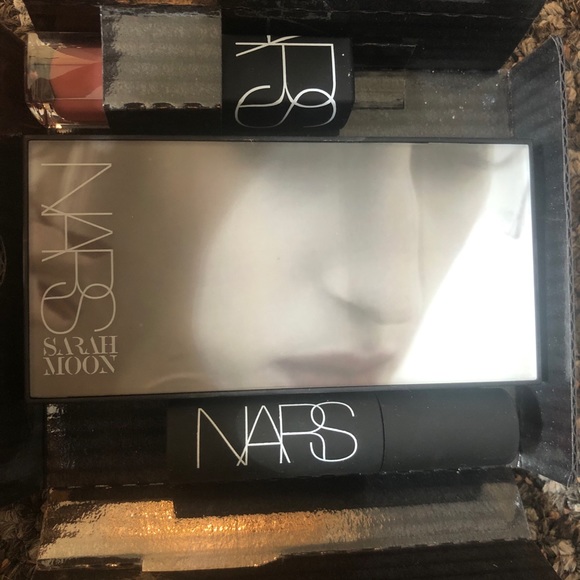 NARS Sarah Moon Non Fiction Face set - Picture 2 of 8